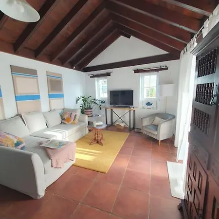 Casa Malumi - Historisches Stadthaus In Lägenhet Haría